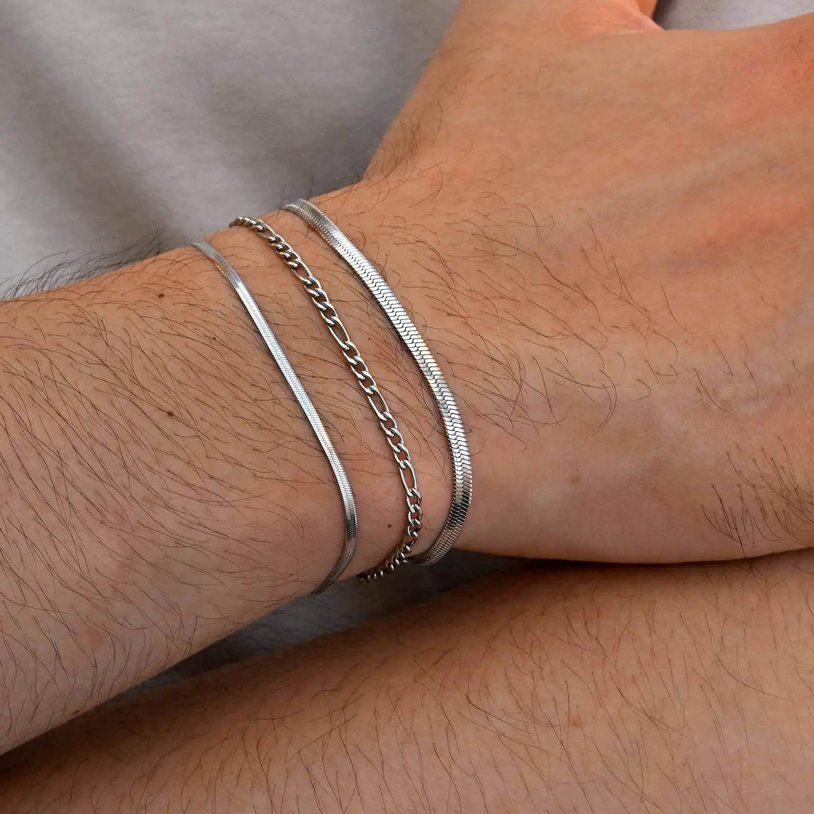 Set of 3 minimalist bracelets