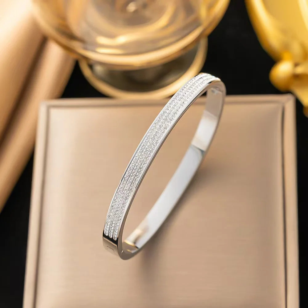 Luxury glow bracelet